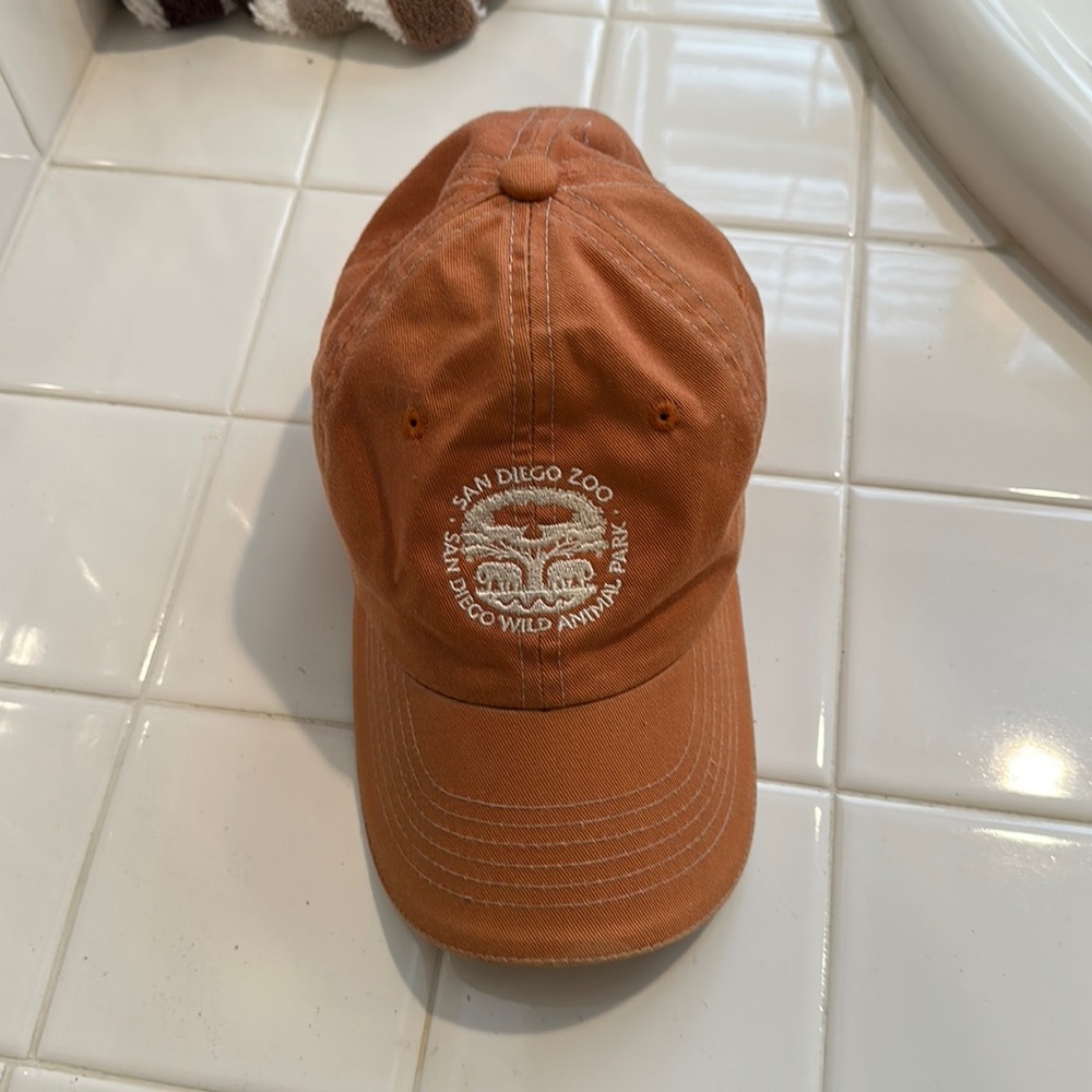 Adjustable cap